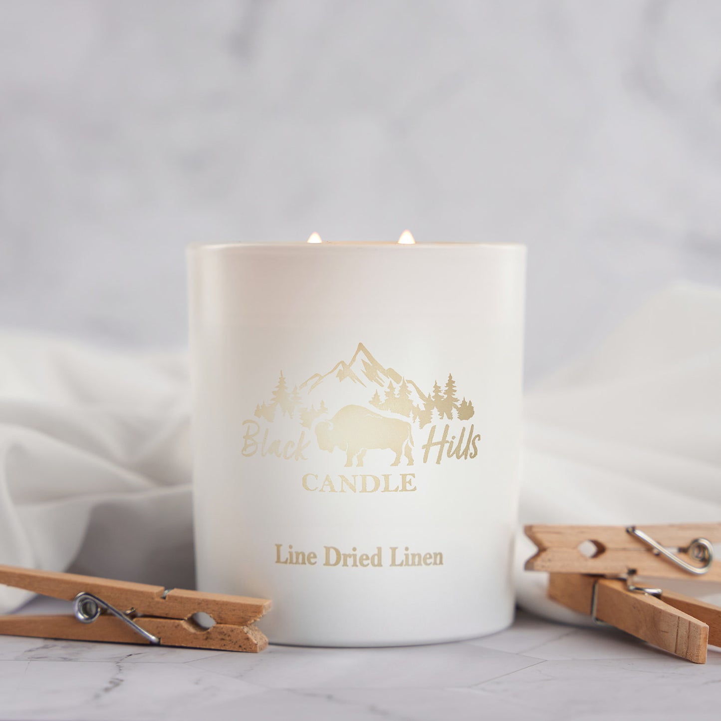 Line Dried Linen Non-toxic Candle
